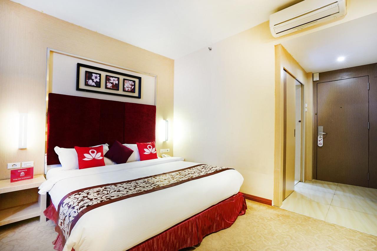Zen Rooms Near Bcs Mall Penuin Batam Exterior foto