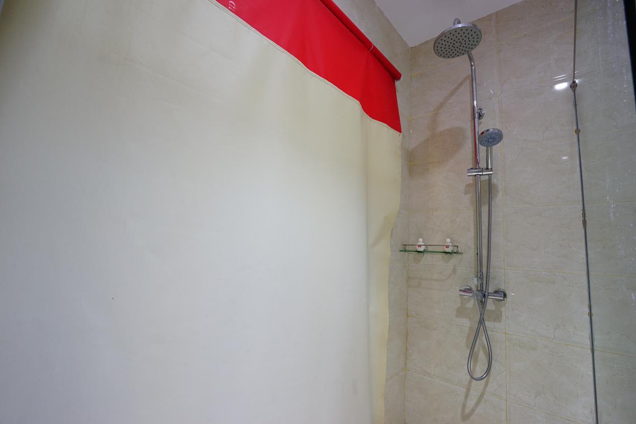 Zen Rooms Near Bcs Mall Penuin Batam Exterior foto